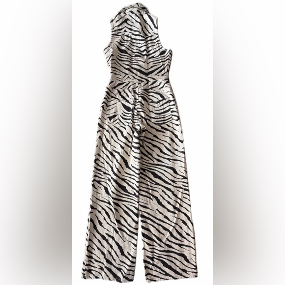 Nasty Gal Zebra Print Sleeveless Jumpsuit size 4 NWT - Picture 14 of 15
